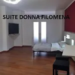 Donna Mila *